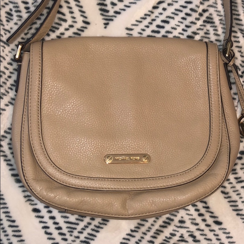 Crossbody bag